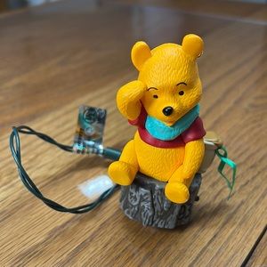 Winnie the Pooh talking ornament - Like New!